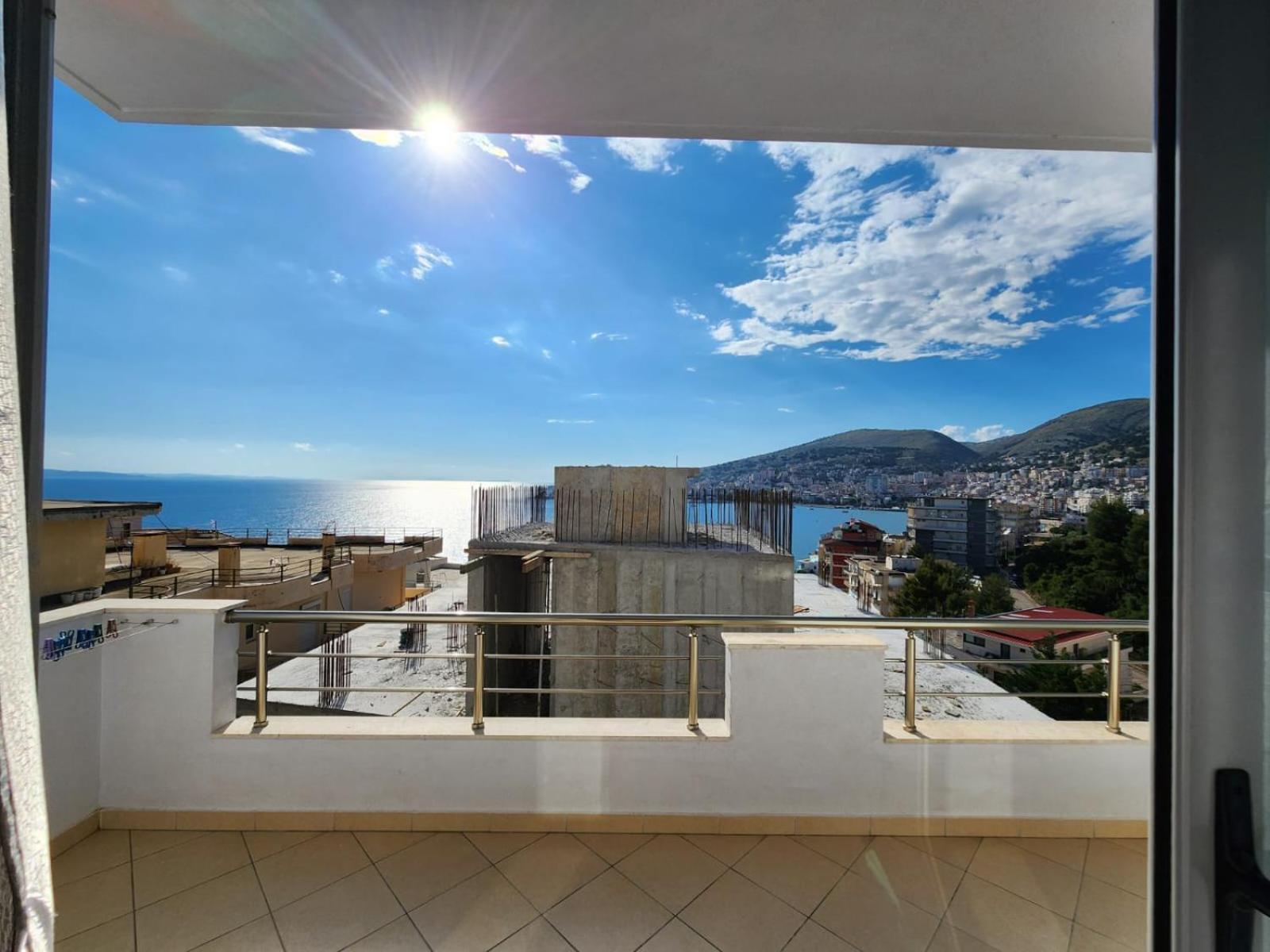 Bill'S Apartments Sarandë Esterno foto