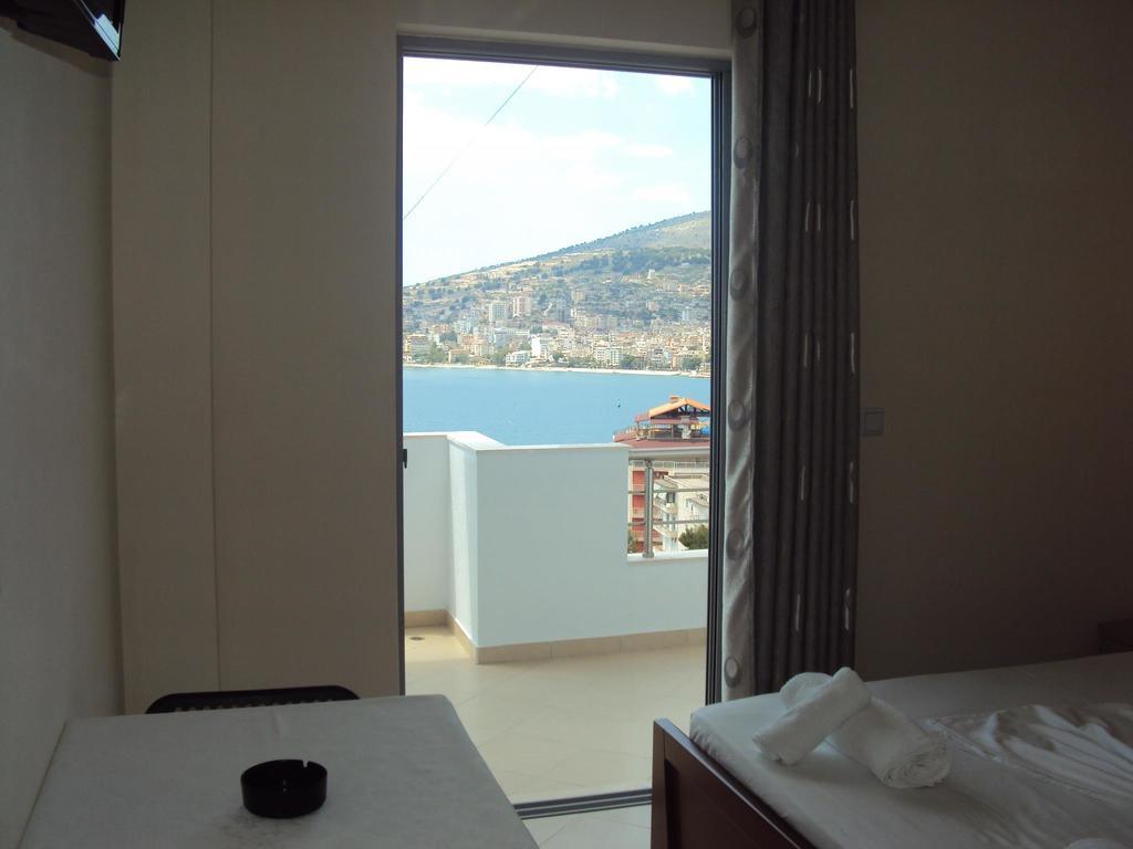Bill'S Apartments Sarandë Esterno foto